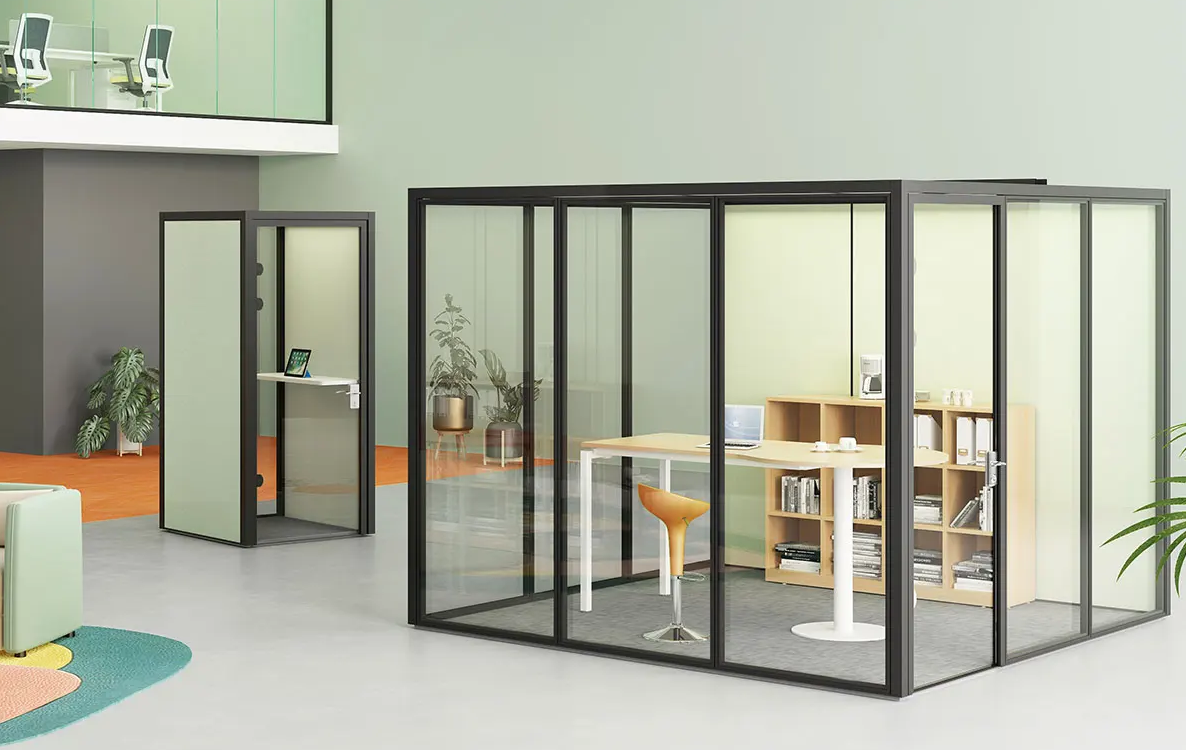 M&W glass partition booth