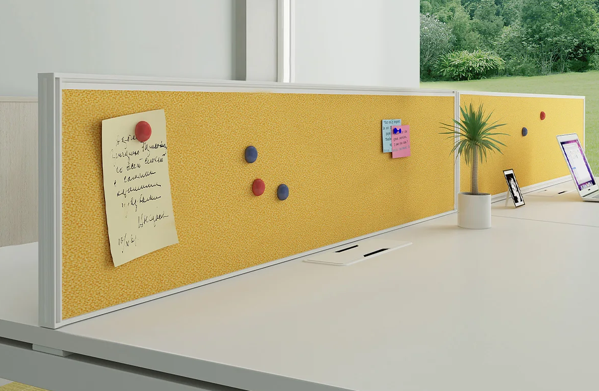 M&W cubicle desk screen