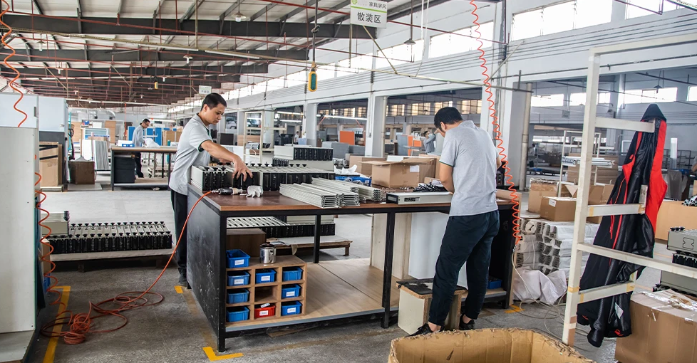 largest partition manufacturer