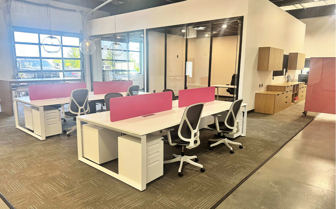 America_Office_Furniture_Showroom_Project_(13).jpg