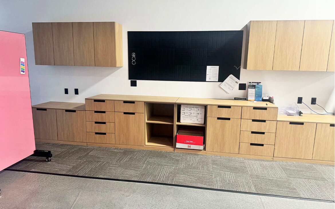 America_Office_Furniture_Showroom_Project_(9).jpg
